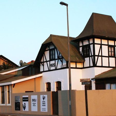 The Residence At Villa Wiese Суакопмунд Екстериор снимка